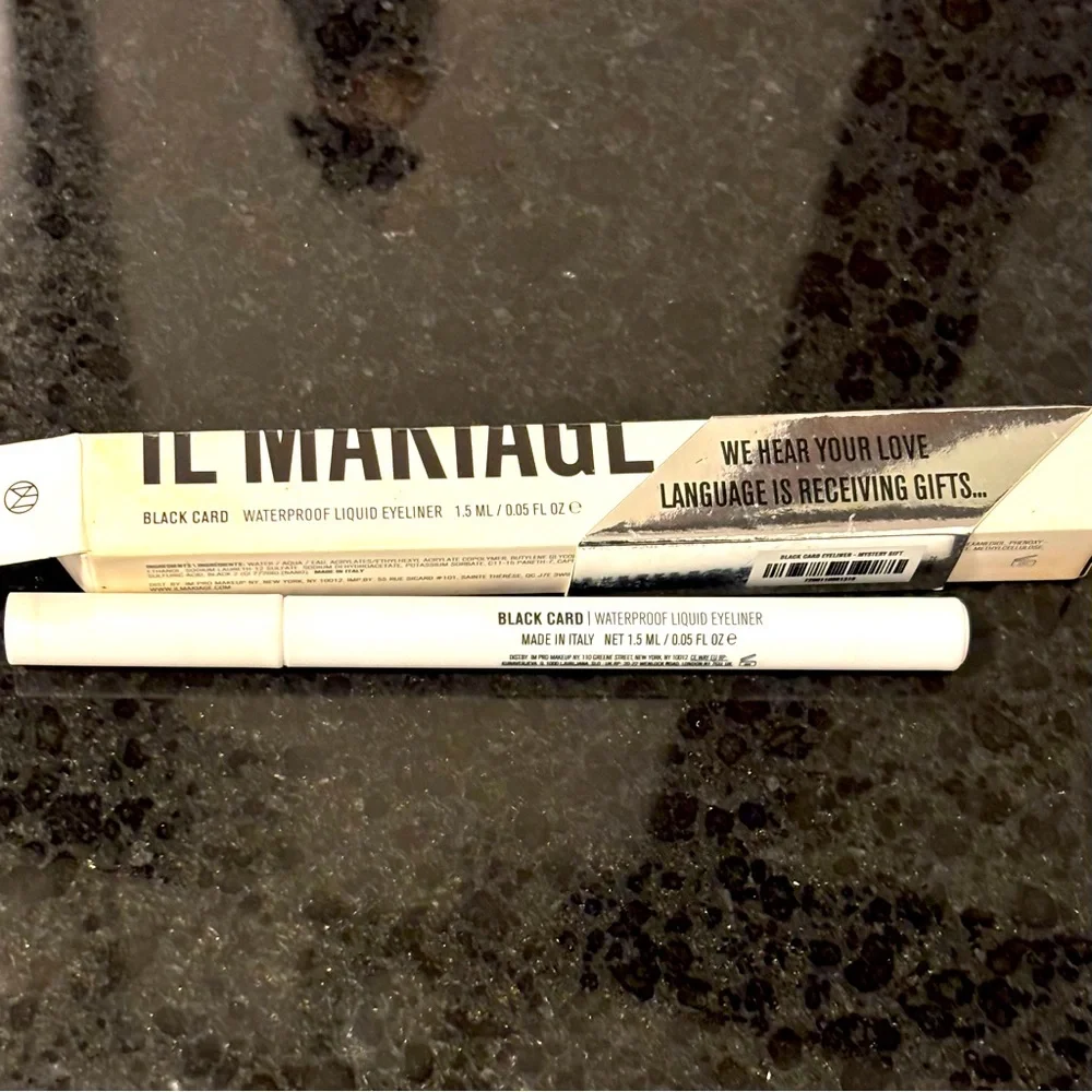 IL MAKIAGE WATERPROOF LIQUID EYELINER - Picture 3 of 4